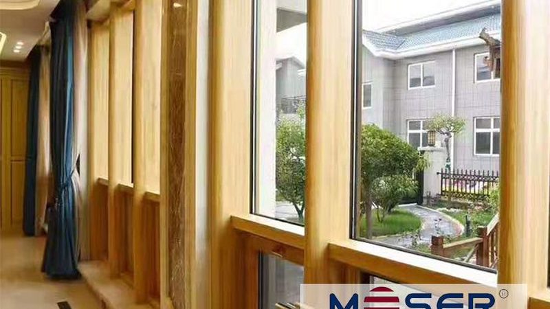 幕墙玻璃厚度规格：国家标准下的关键考量**